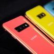 Липсват ли ти „старите” Samsung пластмасови телефони със сменяеми батерии?