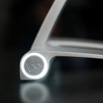 Mophie Dual Axis Power Docking Station - дизайнерска алуминиева поставка със захранване за iPad Pro 9.7 Air, Air 2, iPad 4 5