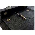 PKG Wingman Briefcase 15 - водоустойчива чанта с дръжки и презрамка за MacBook Pro 15 и лаптопи до 15.4 инча (черна) 8