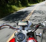 iOttie Active Edge Bike Mount for iPhone and Smartphones - поставка за велосипеди, мотоциклети, скутери и др. за смартфони (син) 6