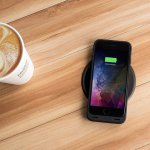 Mophie Juice Pack Air - удароустойчив кейс с вградена батерия 2525mAh и безжично зареждане за iPhone 8, iPhone 7 (черен) 5