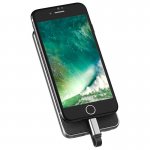 Comma iTravel Power Bank 7000mAh - външна батерия 7000mAh с вграден MFI Lightning кабел за Apple продукти и USB изход за други утсройства (черен) 8