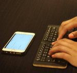 Reveal Foldable Bluetooth Compact Portable Keyboard - сгъваема безжична клавиатура за таблети, смартфони и компютри с Bluetooth 2