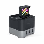 Satechi Smart Charging Stand - захранване с 3хUSB и поставка за смартфони, Apple Watch и Fitbit Blaze 1