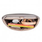 Moshi Aerio Messenger Bag - стилна кожена чанта за MacBook Pro 15 и лаптопи до 15.4 ин. (сива) 3