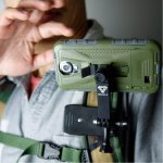Armor-X Backpack Fast Clip Mount X09 Type-M - адаптер  и поставка с щипка за захващане към раница или друга повърхност 3