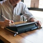 TwelveSouth BookBook  - уникален кожен калъф за iPad Air 3 (2019), iPad Pro 10.5 (кафяв) 5