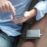Anker PowerCore Compact 13000 mAh с PowerIQ и VoltageBoost - преносима външна батерия с 2 USB изхода за зареждане на мобилни устройства (черен) 7