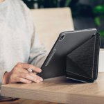 Moshi VersaCover Case - калъф и поставка за iPad Pro 11 (2018) (черен) 3