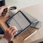 Moshi VersaCover Case - калъф и поставка за iPad Pro 11 (2018) (сив) 3