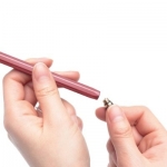 Elago Stylus Pen Hexa - алуминиева писалка за iPhone, iPad и капацитивни дисплеи (розов) 2