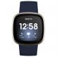 Fitbit Versa 3 - умен фитнес часовник с GPS, известия и следене на дневната и нощна активност на организма за iOS и Android (син-златист) 3