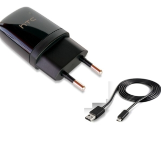 HTC TC E250 USB Charger - захранване за ел. мрежа и microUSB кабел за HTC мобилни телефони (bulk)