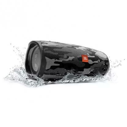 JBL Charge 4 - водоустойчив безжичен спийкър с вградена батерия, зареждащ мобилни устройства (черно-бял камуфлаж)