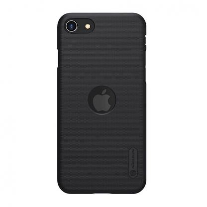 Nillkin Super Frosted Logo Cutout Case - поликарбонатов кейс с поставка за iPhone SE (2022), iPhone SE (2020), iPhone 8, iPhone 7 (черен)