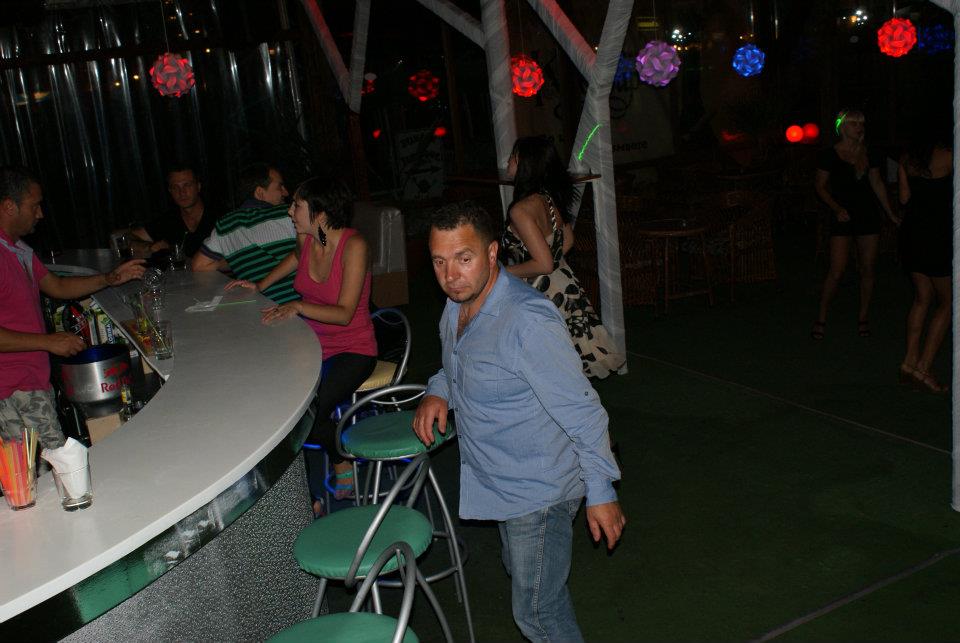 лампи за дискотека, диско топка, заведение, нощен клуб